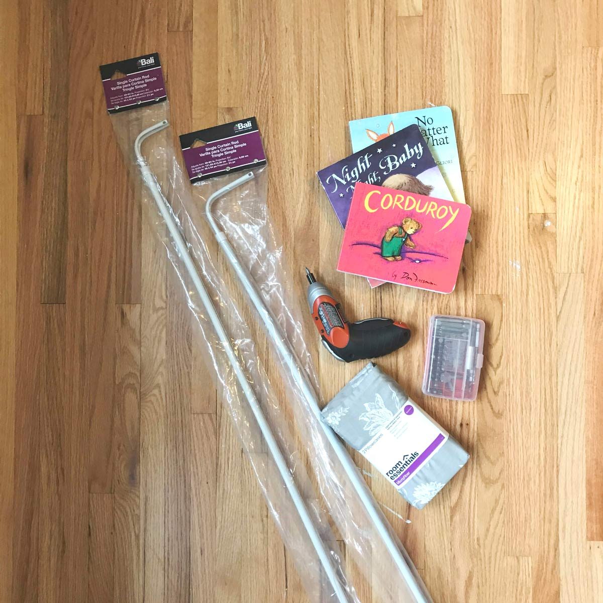 Build An Easy No Sew Hanging Sling Bookshelf In One Hour