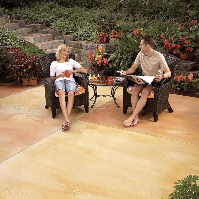 Renew Your Concrete Patio How To Stain, Staining A Concrete Patio Do It Yourself