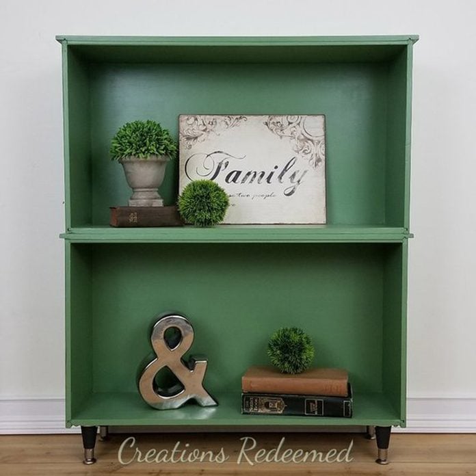 12 Best Looking Refurbished Bookshelves, Chalk Paint Barrister Bookcase