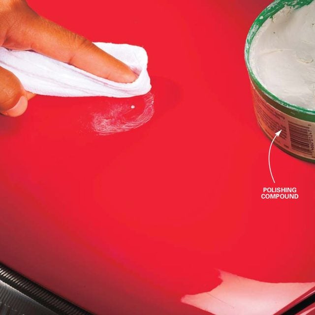 Clean the car paint chips