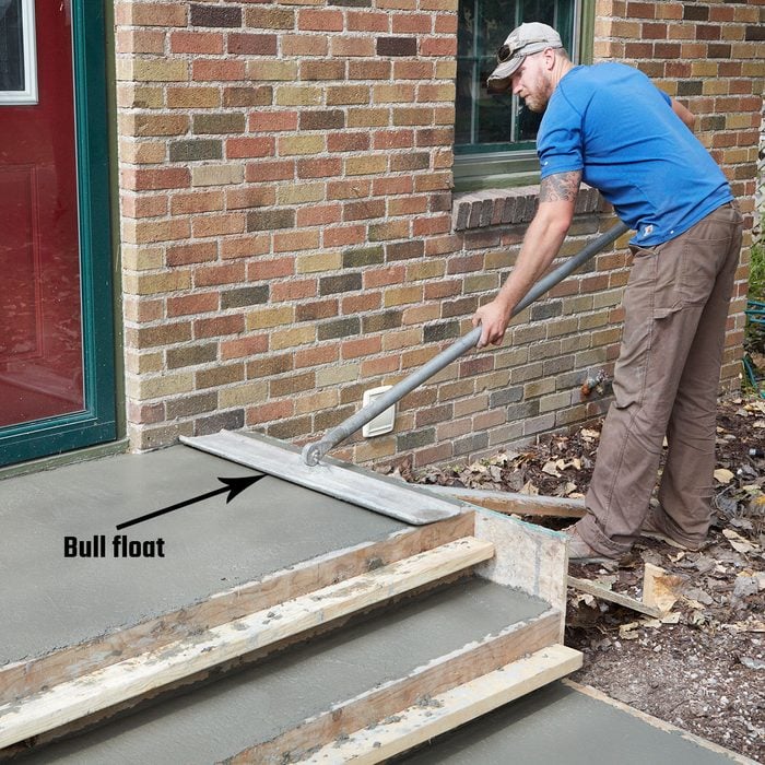 Bull float the top of the steps | Construction Pro Tips