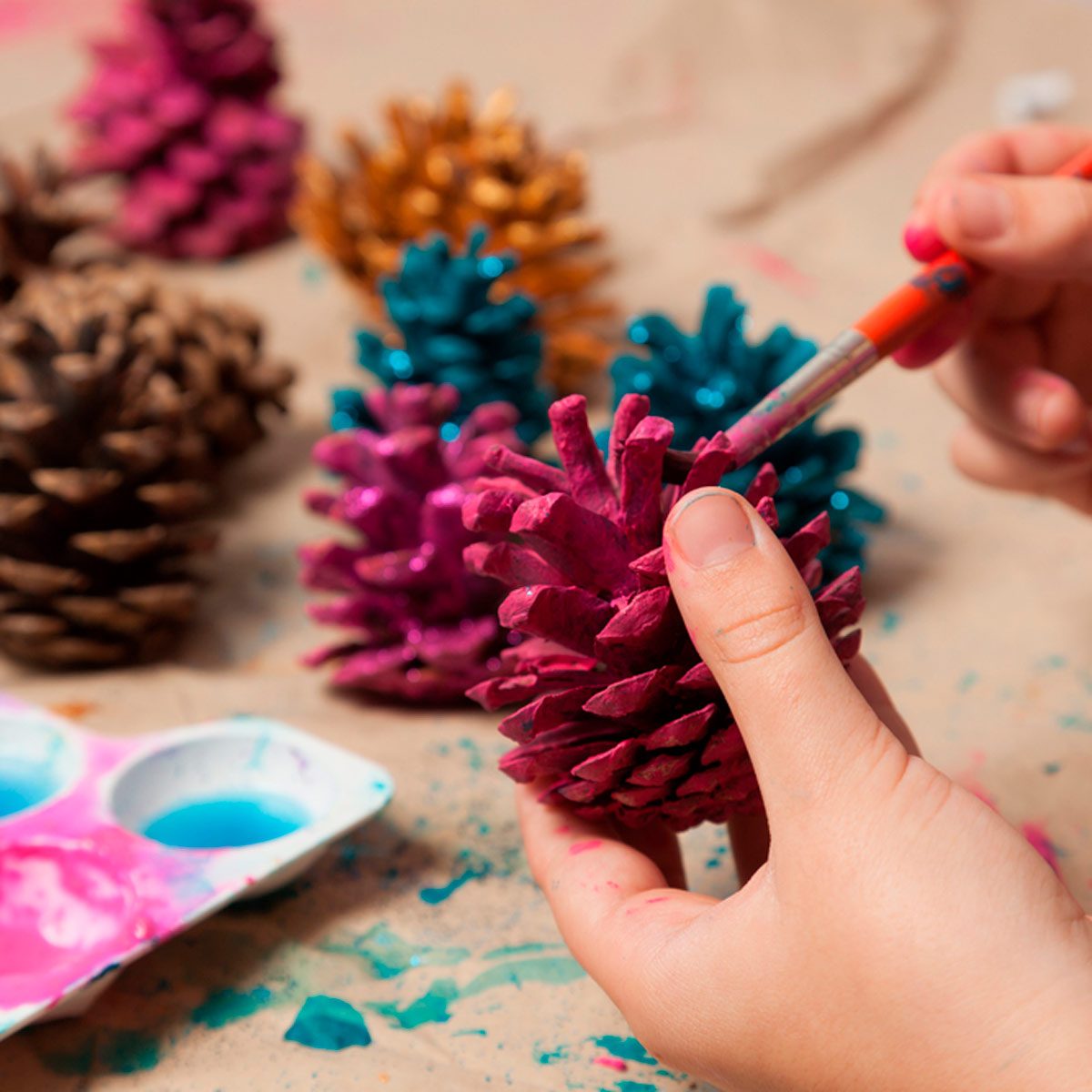How to Make Quick and Easy Pine Cone Picks • Craft Invaders