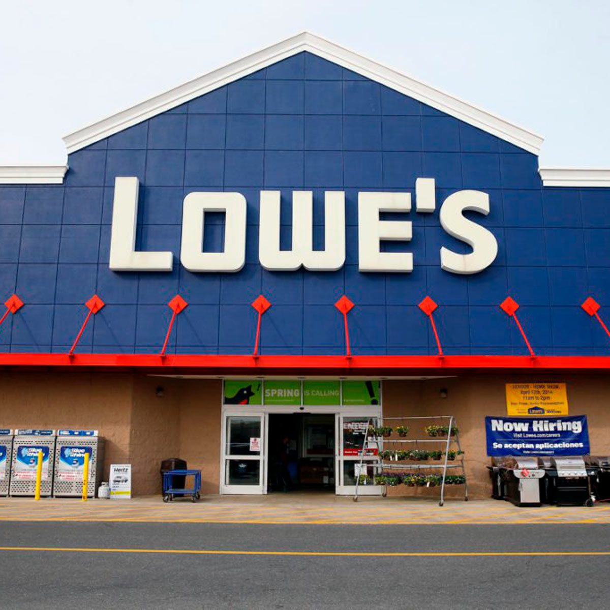 The Real Reason Some Lowe's Stores Are Closing