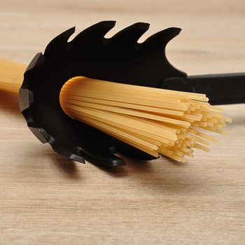 spaghetti spoon spaghetti strainer
