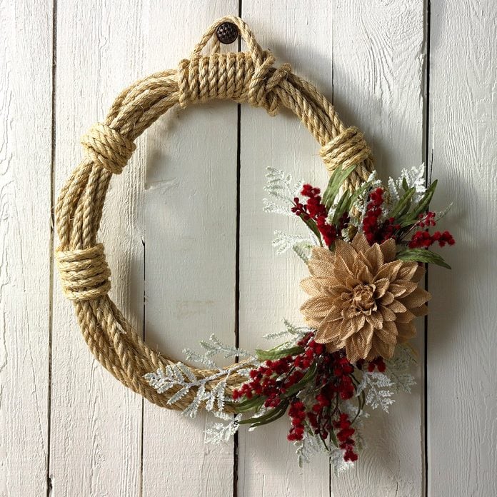 rope wreath
