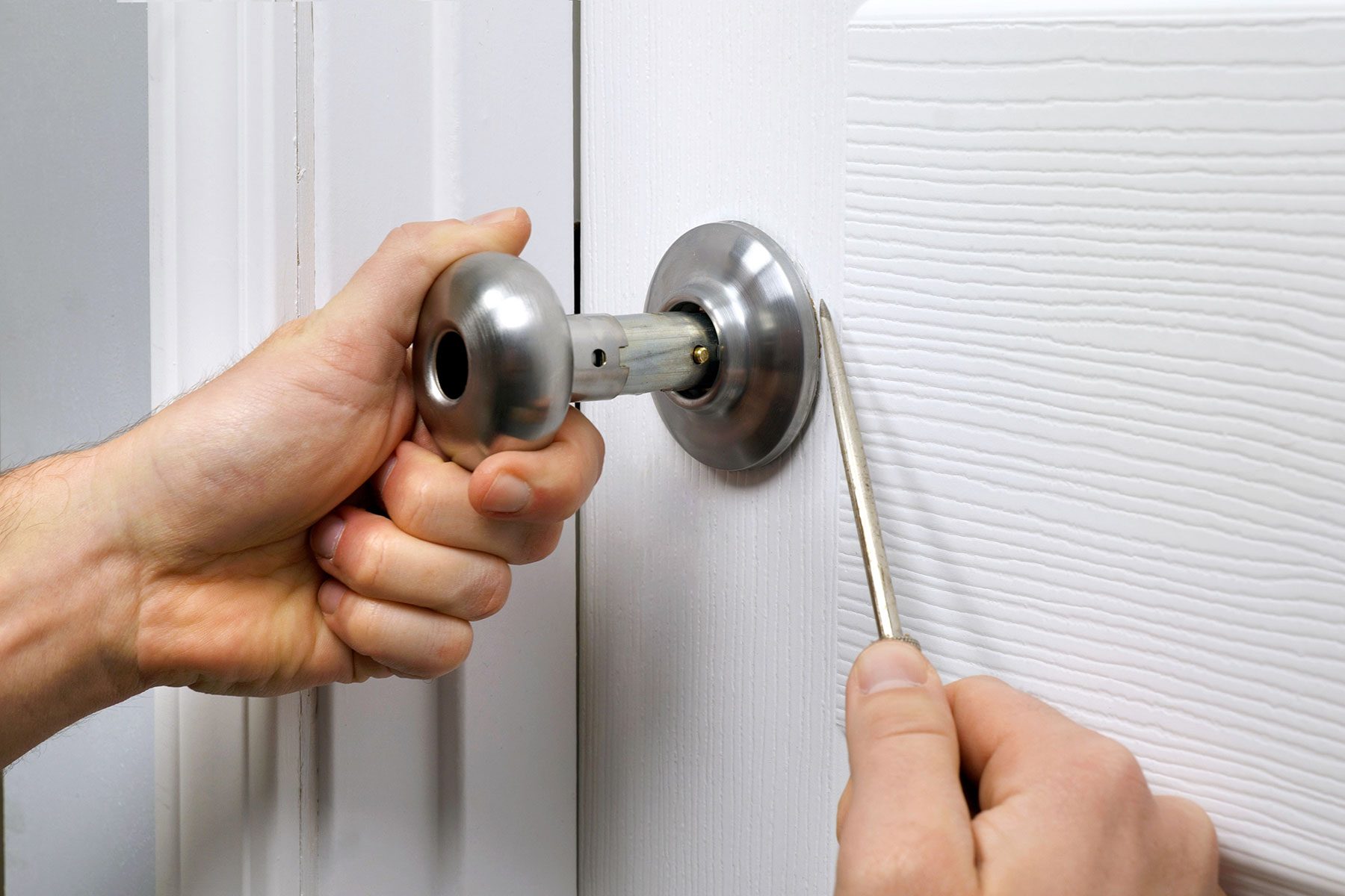 Repairing a Loose Door Handle