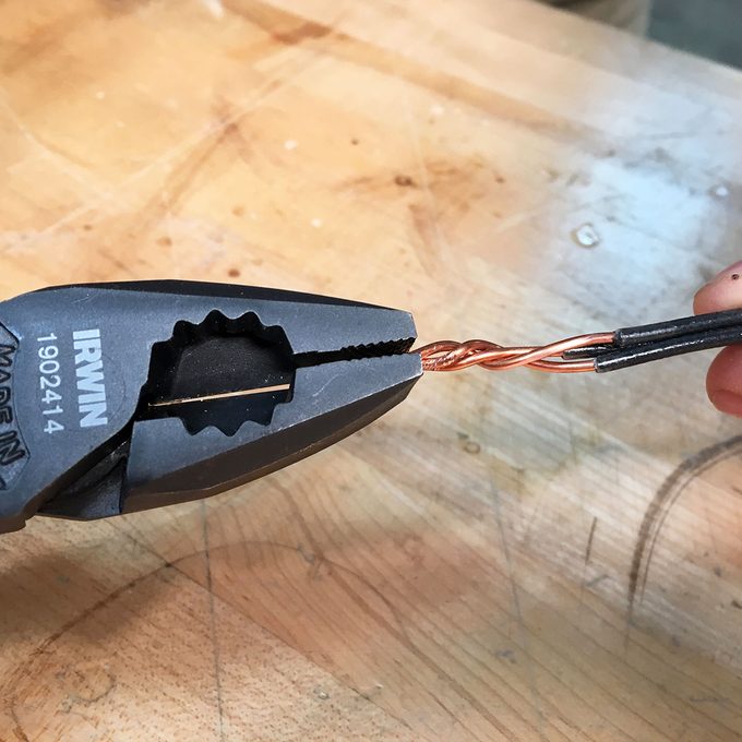 Twisting wires with a linesman's pliers | Construction Pro Tips