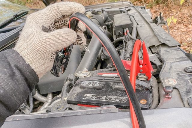 Disconnect the jumper Cables