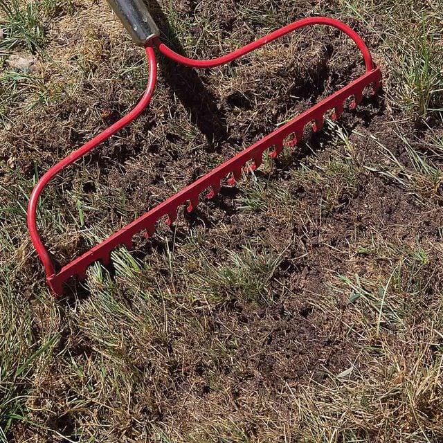 rake soil