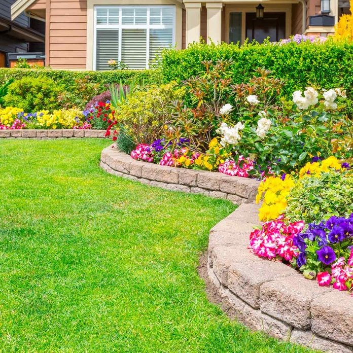 Flower Bed Ideas For The Front Of Your House | Family Handyman