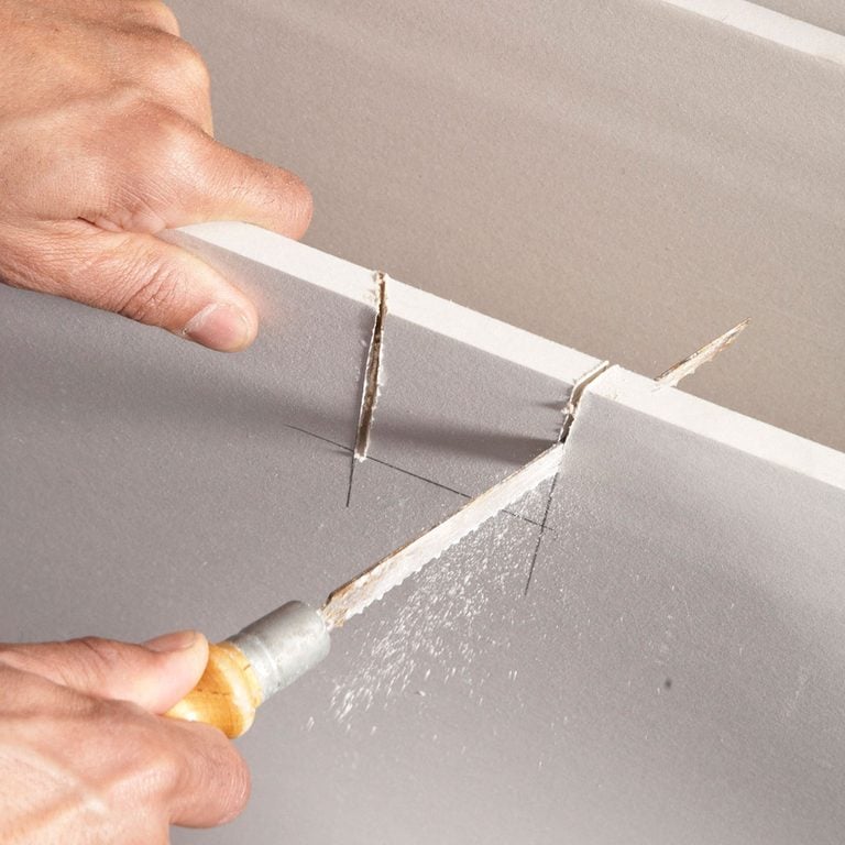Family Handyman - DIY Tip of the Day: Wet Sanding Drywall. Repair