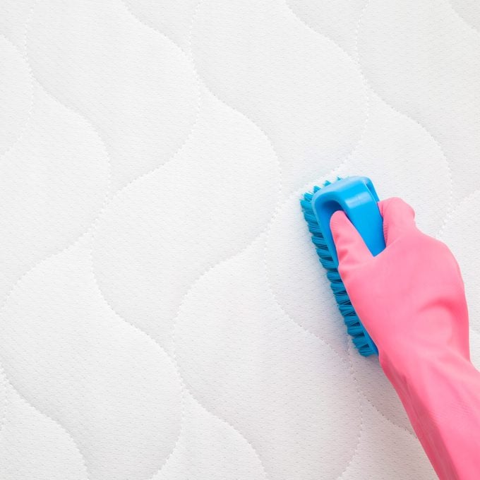 how to get stains out of a mattress