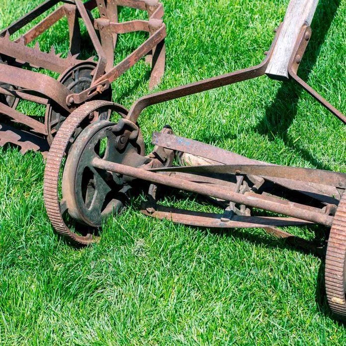 10 Old Lawn Mowers You Just Have to See | Family Handyman