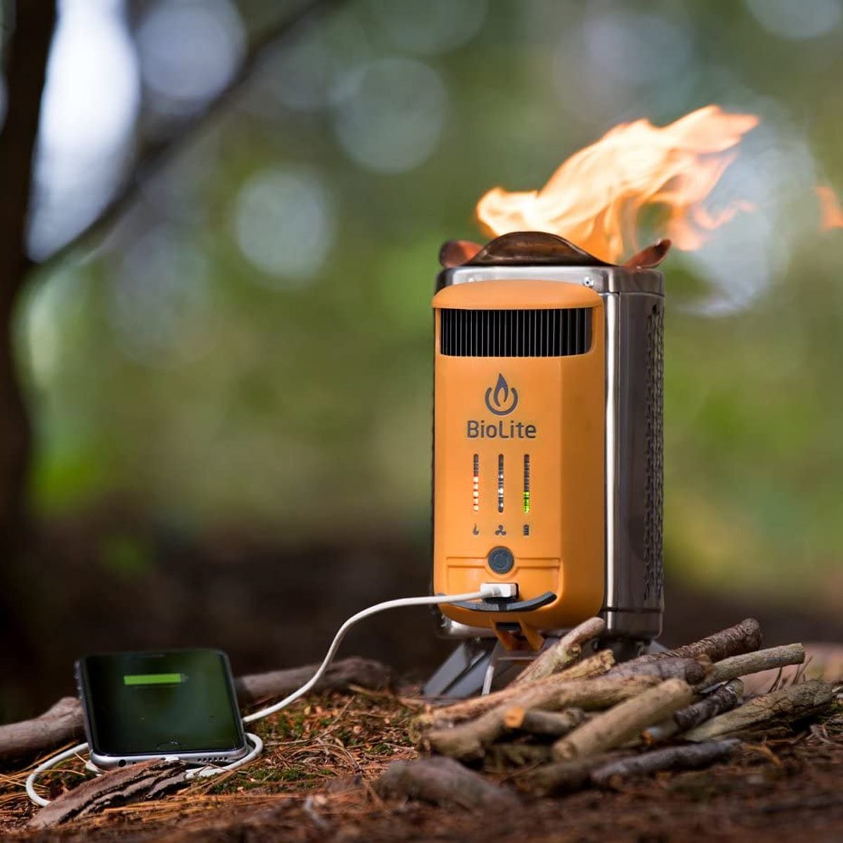 10 Cool Camping Gadgets You Need This Summer