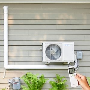 How to Install a Ductless Air Conditioner