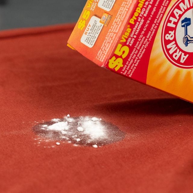 baking soda cover stain