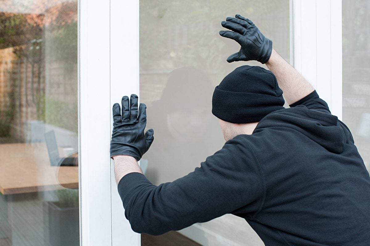 amateury burglar part 1