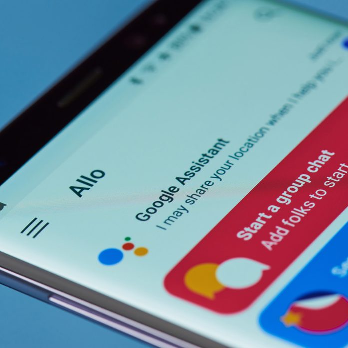 Google-Assistant-app-open-on-phone