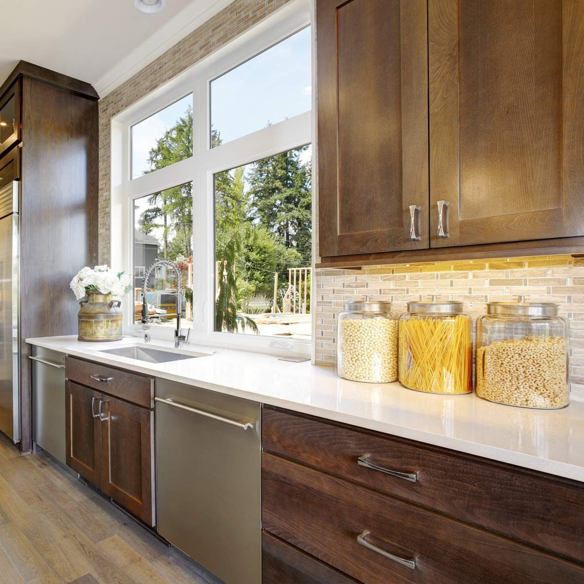  What Color Backsplash With White Countertop with Simple Decor