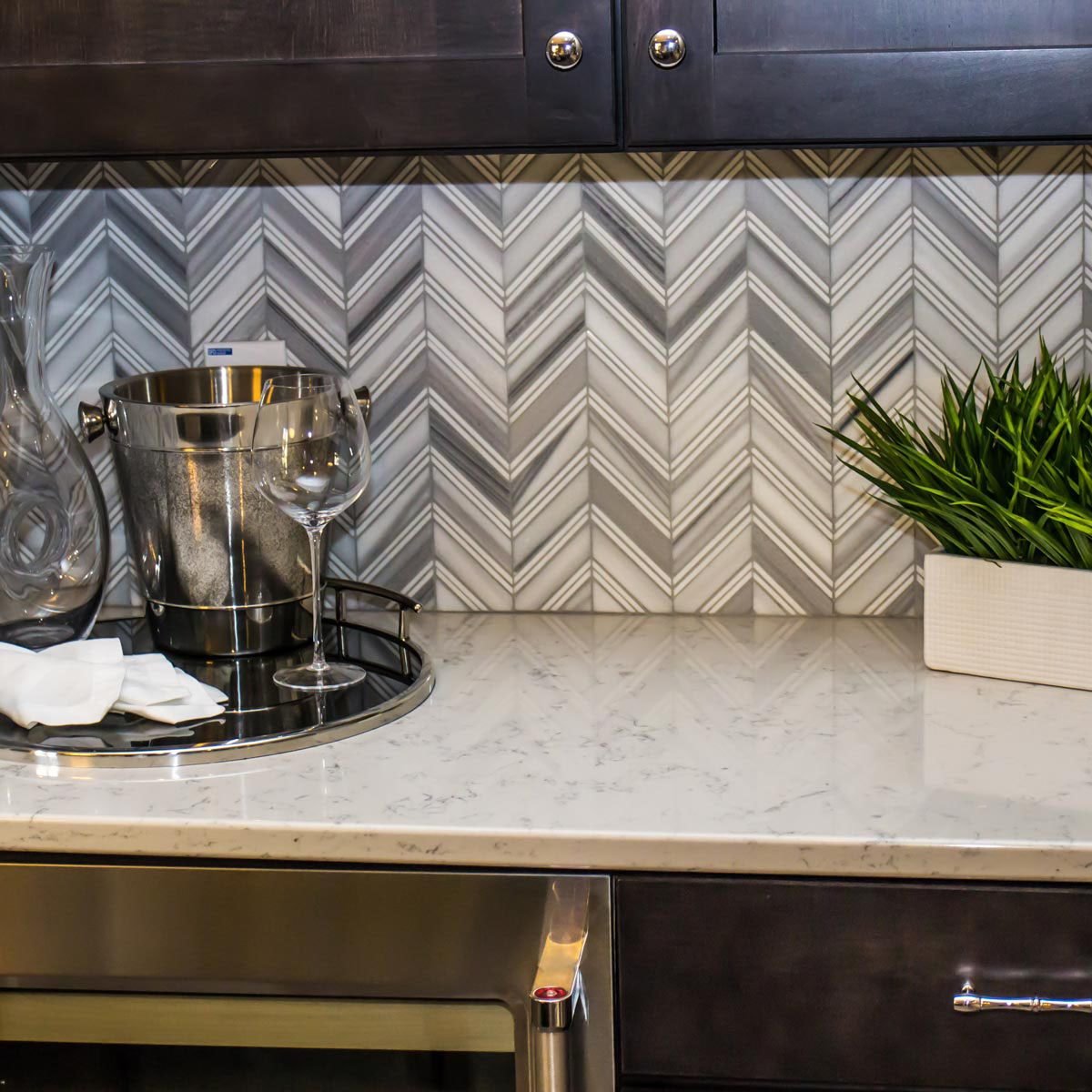 Best Kitchen Backsplash Ideas For Dark, Light Gray Subway Tile Backsplash Dark Cabinets