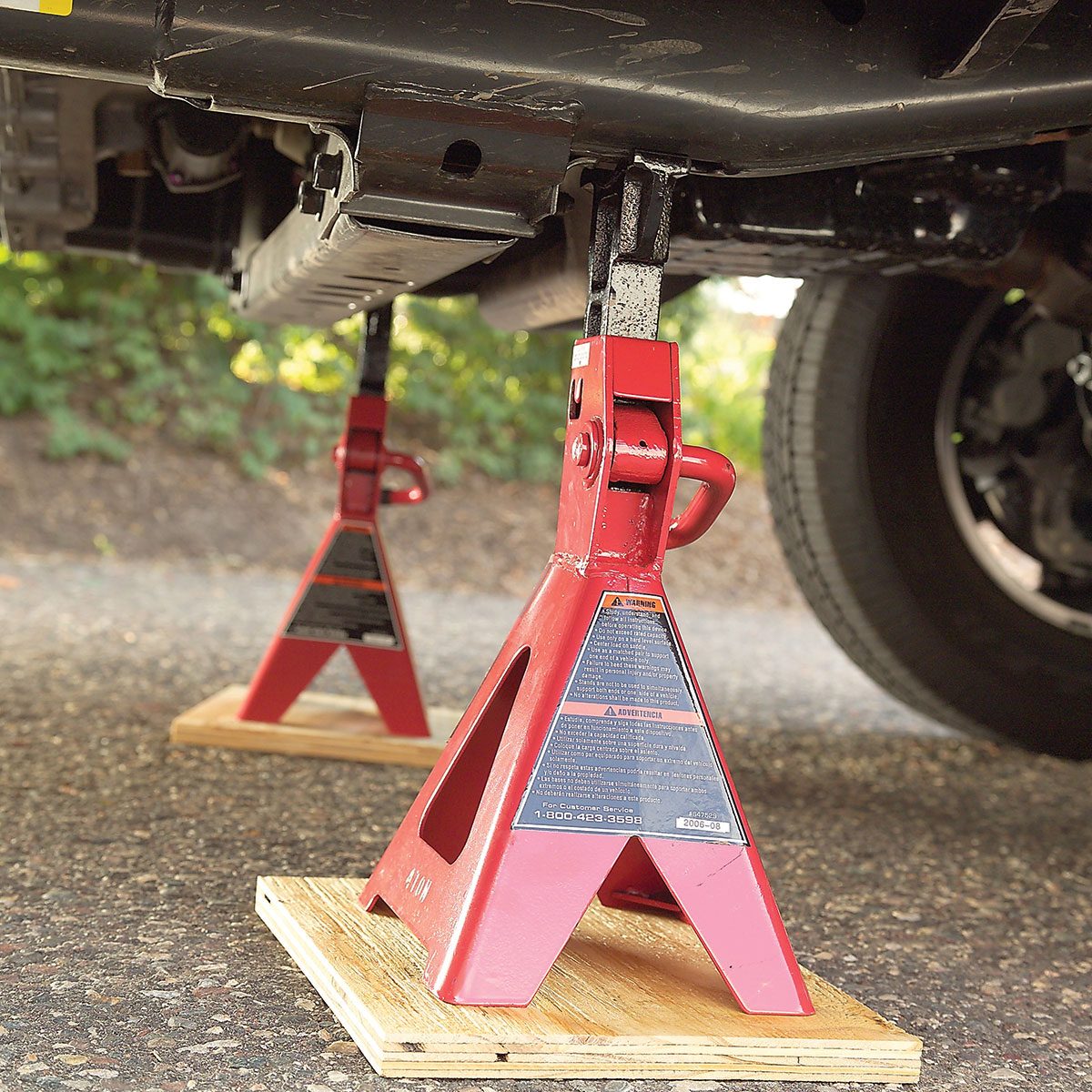 How To Safely Jack Up A Truck (Diy) | Family Handyman