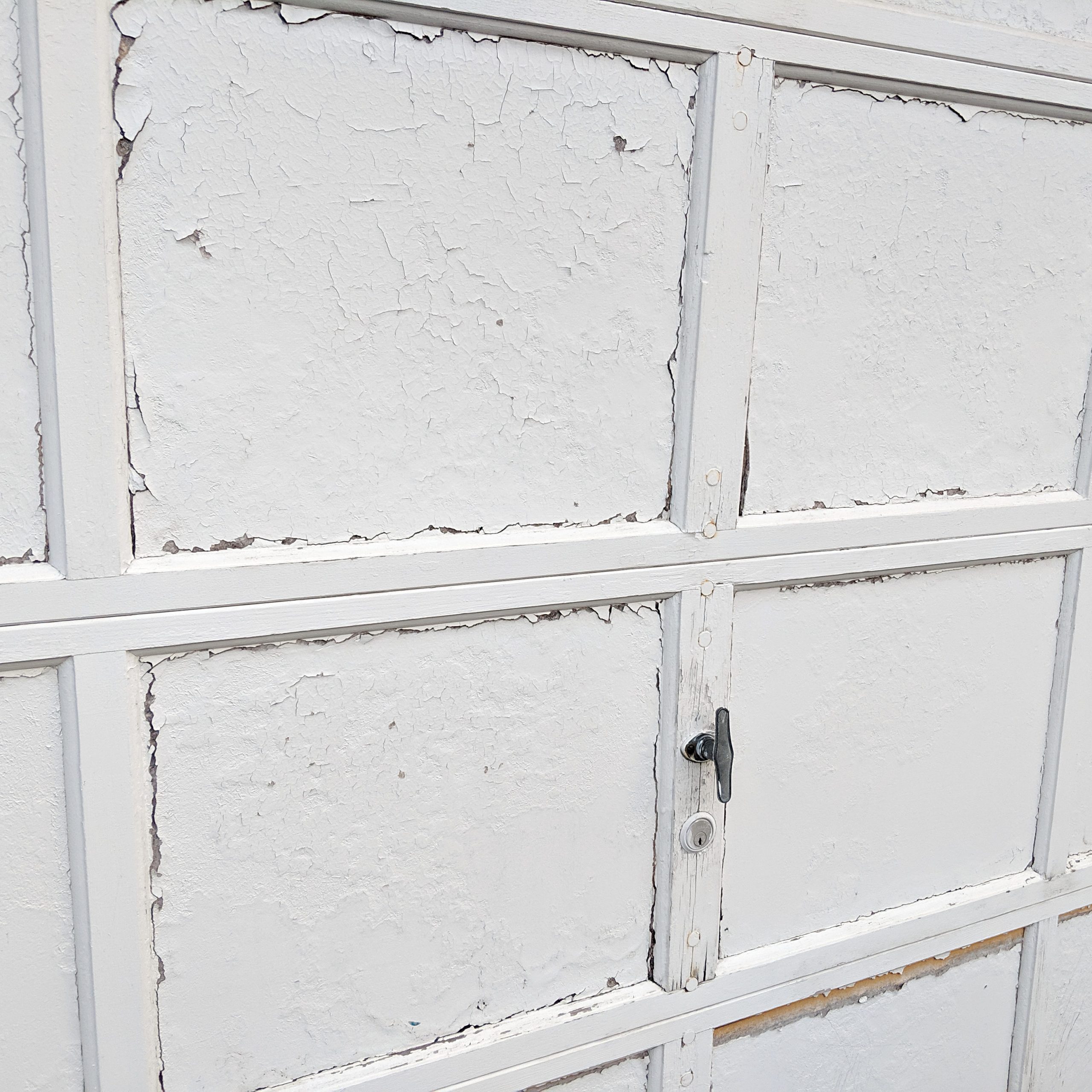 How To Paint A Garage Door Diy, How To Paint Inside Of Garage Door Opener