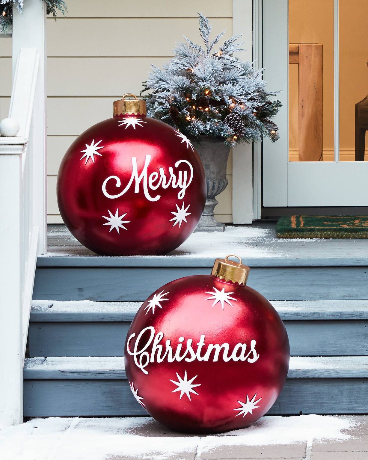 20 Chic Outdoor Christmas Decorations  Family Handyman