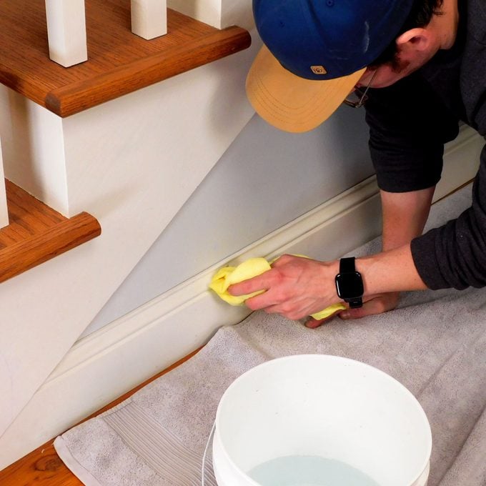 how to clean baseboards