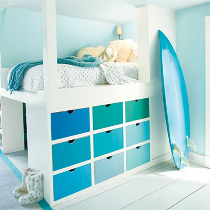 blue drawer bedroom