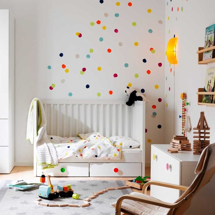dots on wall bedroom