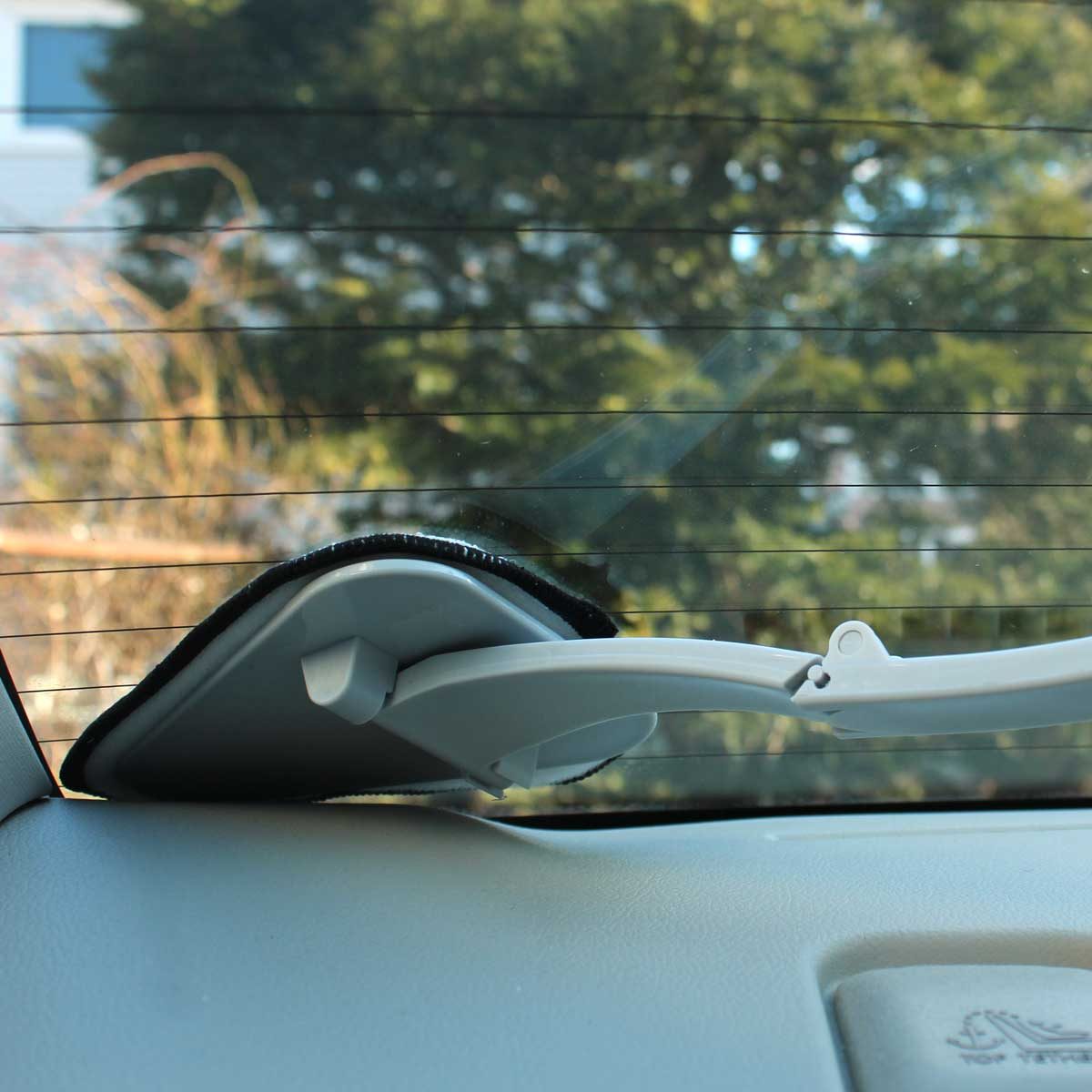 Easy Reach Windshield Cleaner - Quickly Clean Every Inch of Glass