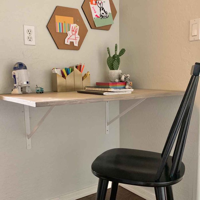 Wall-mounted desk