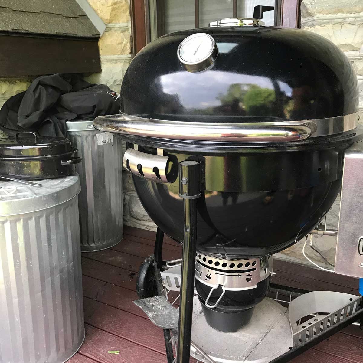 How to Use a Charcoal Grill for the First Time