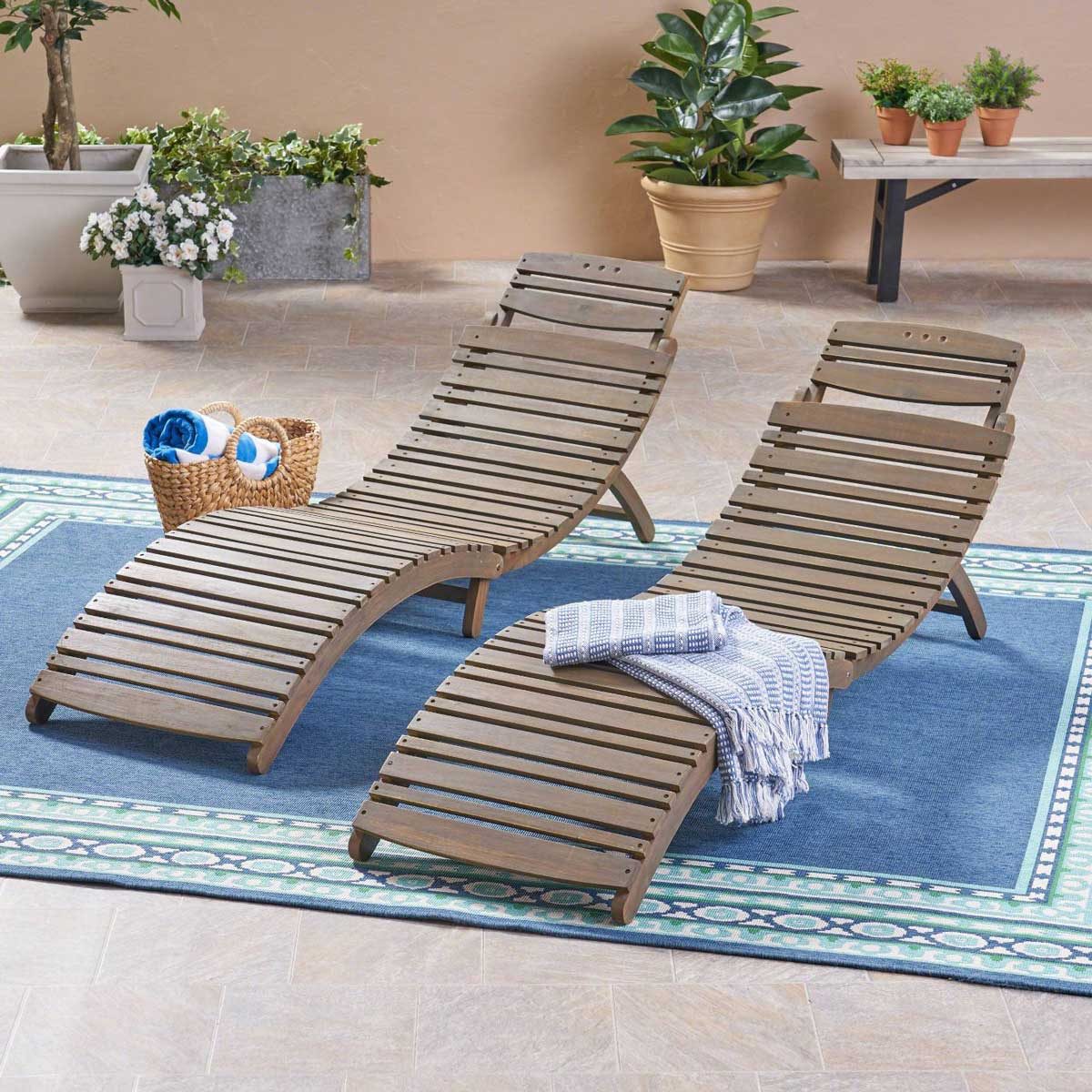 10 Best Outdoor Lounge Chairs | The Family Handyman