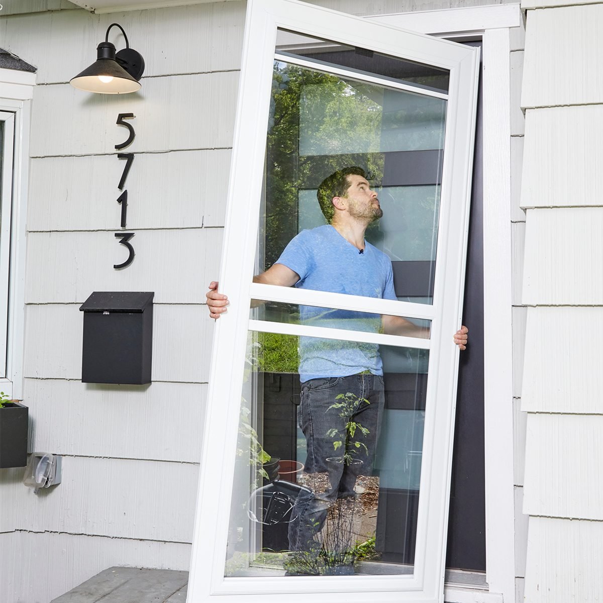 How to Measure for a Storm or Screen Door