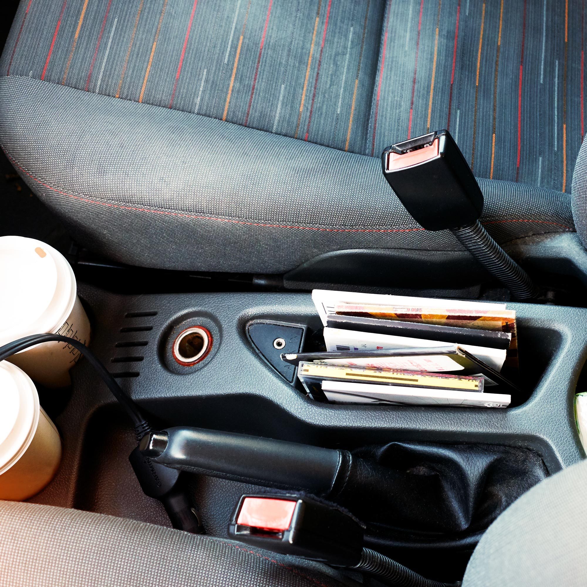 10 Tricks to Keep your Car Interiors Clean & Fresh