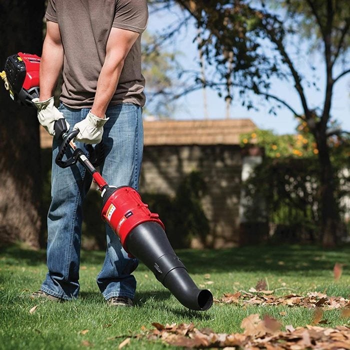 10 Best Leaf Blower Attachments Of 2023