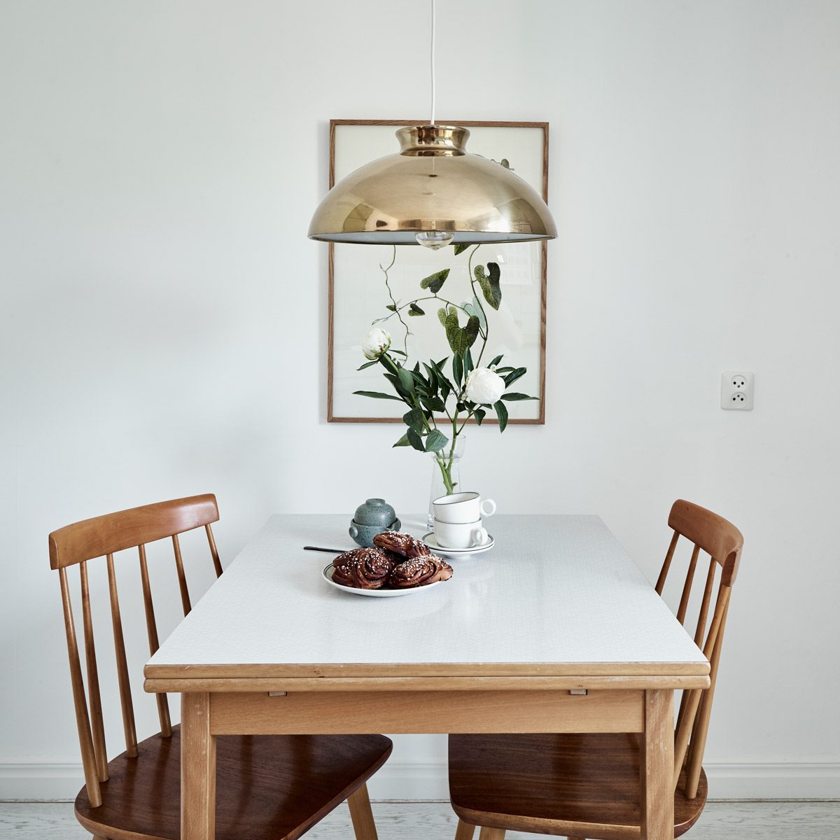 Best Kitchen And Dining Tables For, Half Round Dining Table Against Wall