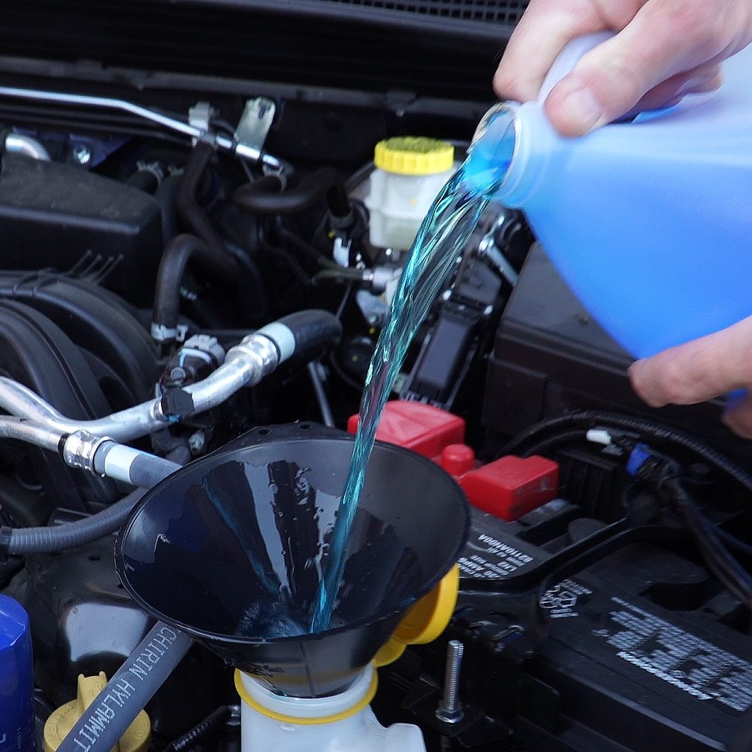 Can You Use Water Instead Of Windshield Wiper Fluid? - Lou's Car Care &  Fleet Services