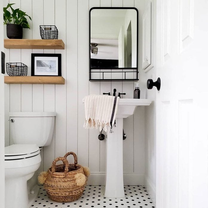 10 Small Bathroom Decorating Ideas