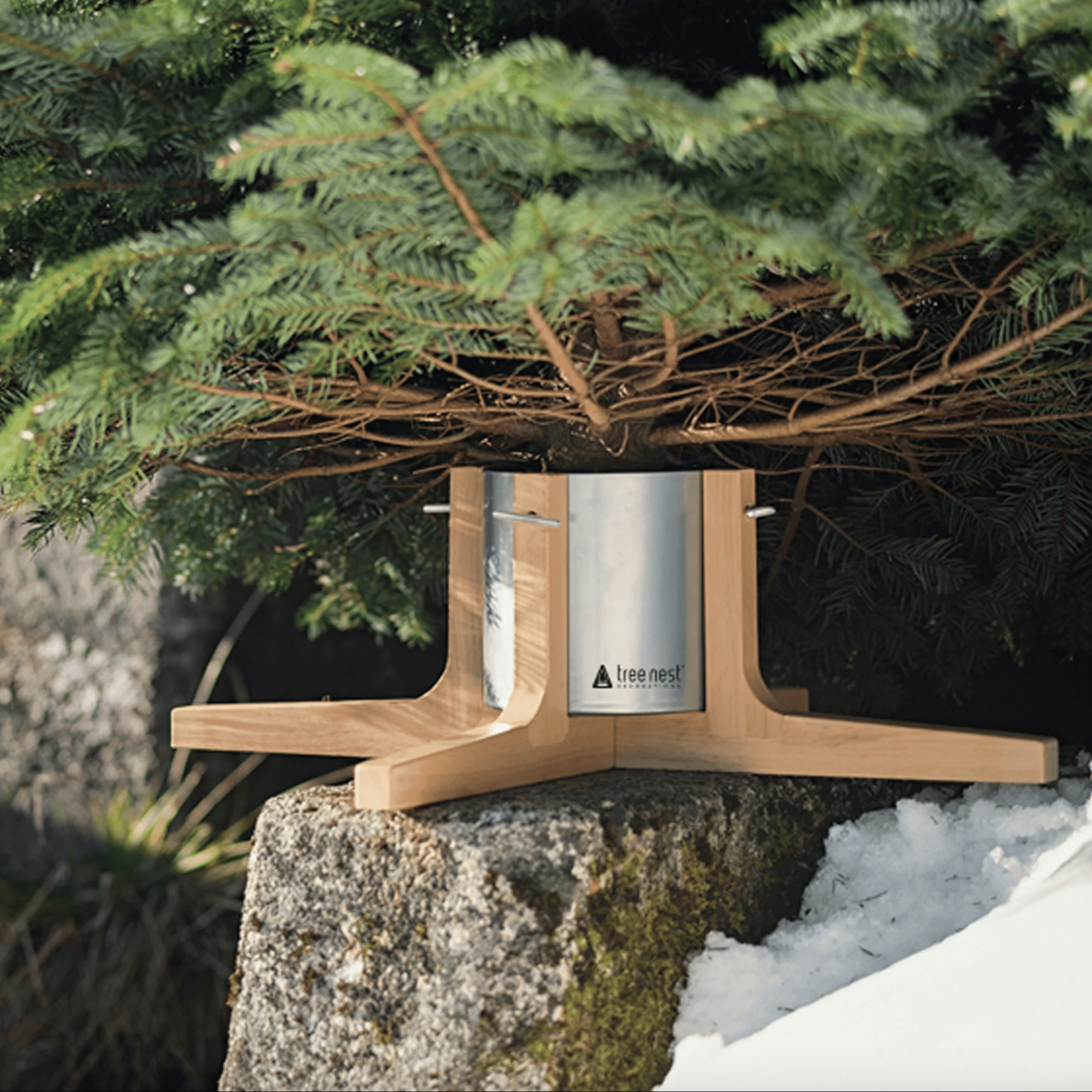 12 Best Christmas Tree Stands 2022 - Top Holiday Tree Stands