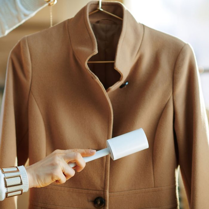 The Expert Way To Clean A Wool Coat At, How To Clean A Wool Peacoat At Home