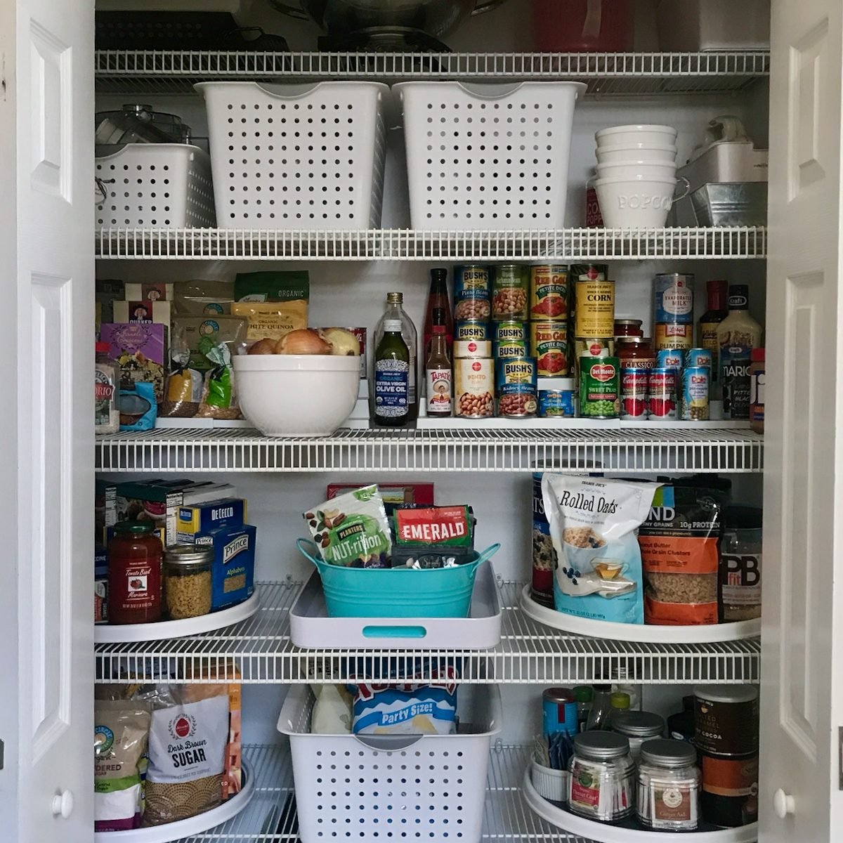 How to Organize Your Pantry (DIY)