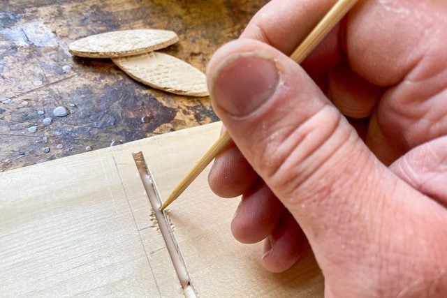 Spreading Glue into grooves in Wood with Toothpick
