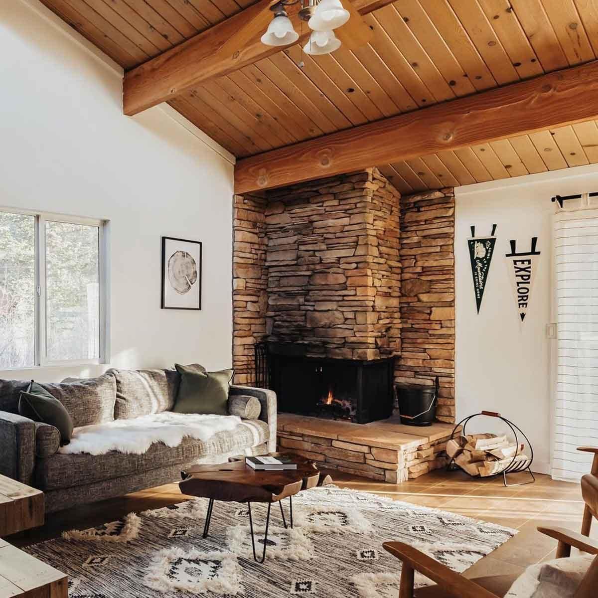 7 Lodge Decor Ideas To Make Your Home Feel Like A Cozy Cabin