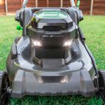 Self-Propelled Lawn Mowers: What to Know Before You Buy
