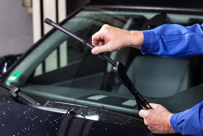 Windshield Wiper Gettyimages 171587297