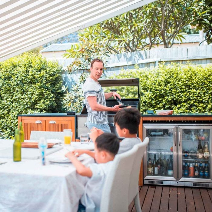 Outdoor Kitchen 