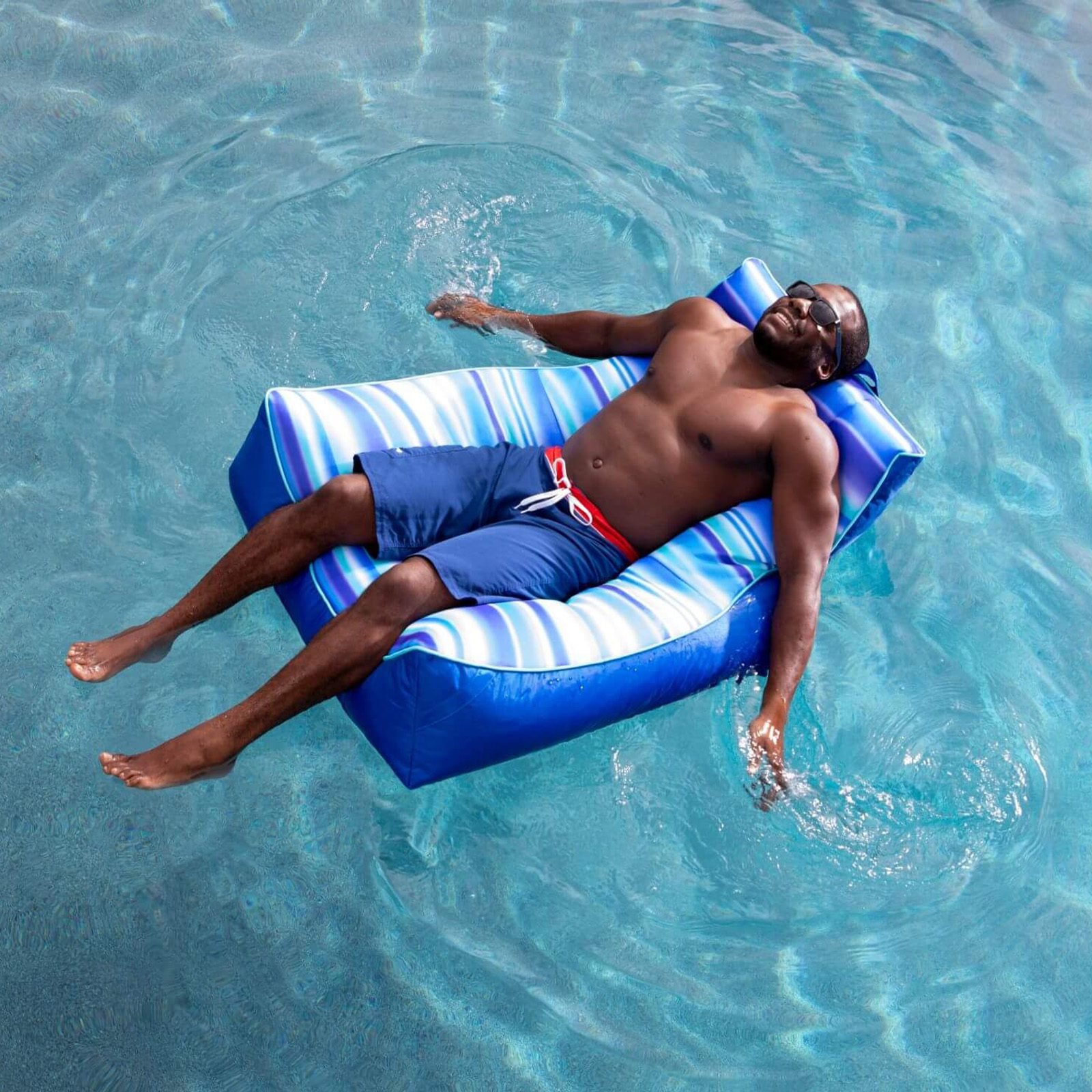 10 Best Pool Floats for 2021 The Family Handyman
