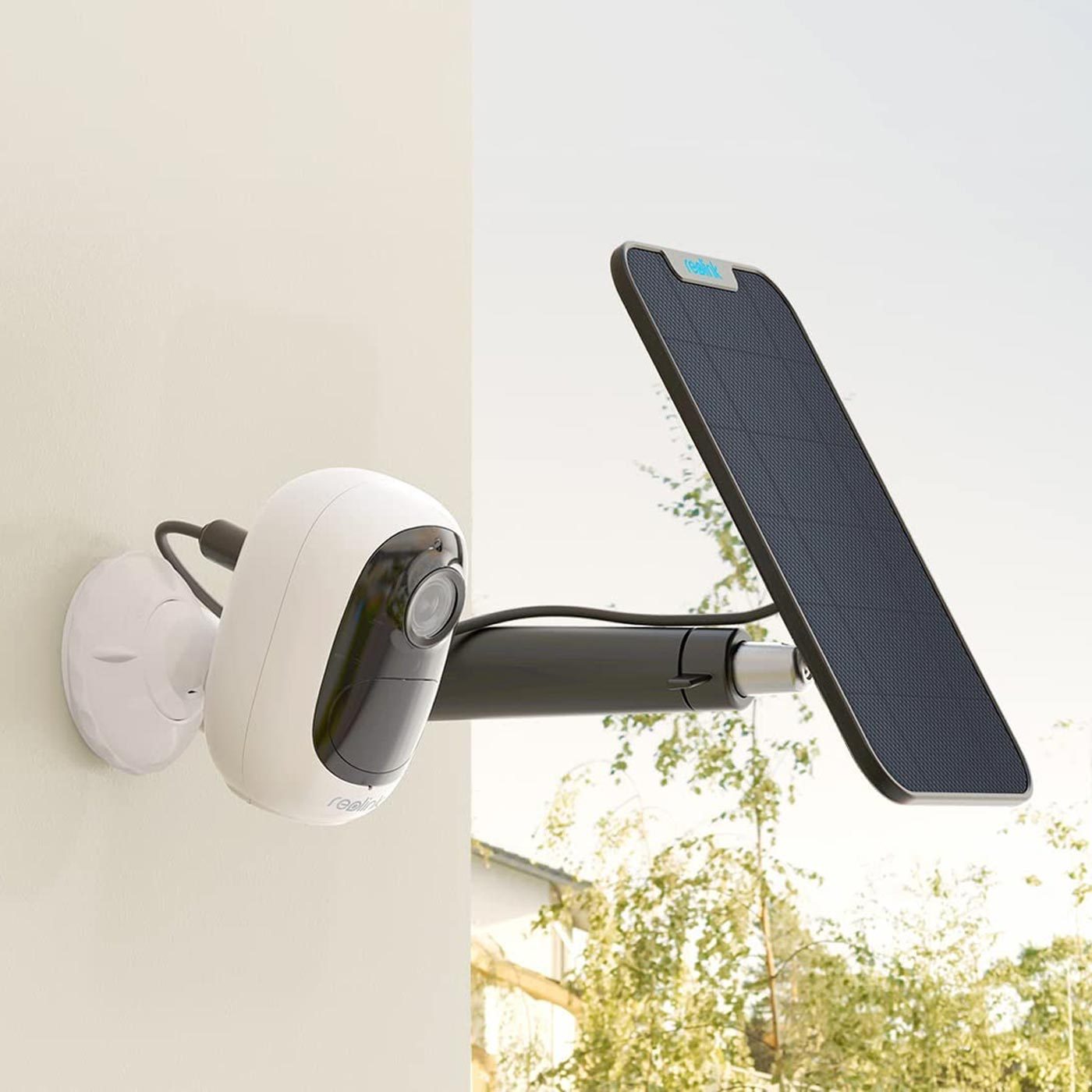 5 Best Solar Security Cameras To Keep Your Property Protected
